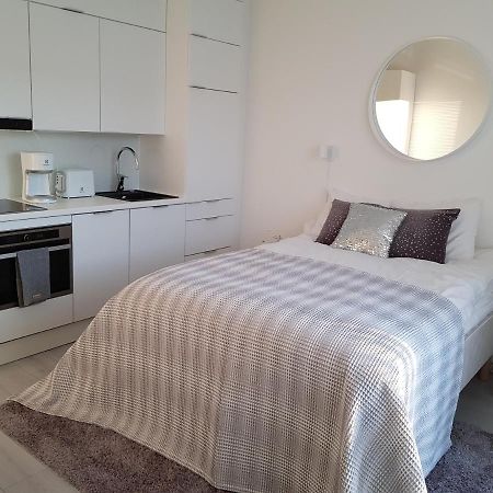 Compact High Quality Top Floor Studio In Perfect Location Apartamento Oulu Exterior foto